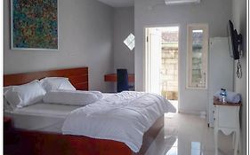 House Acasia Syariah near Universitas Aisyiah Yogyakarta Mitra RedDoorz